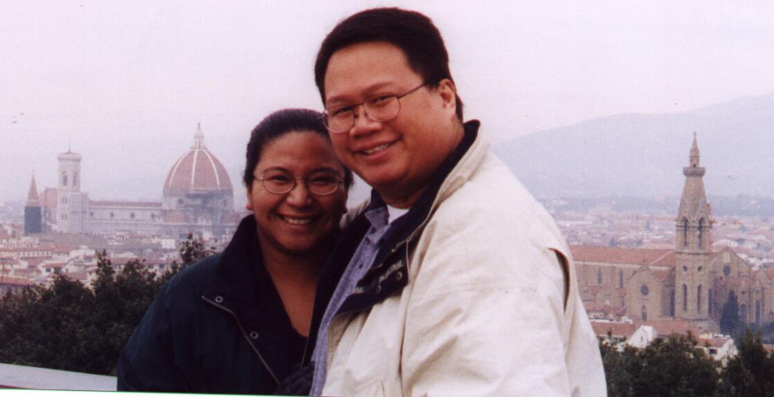 florence background.jpg (58386 bytes)